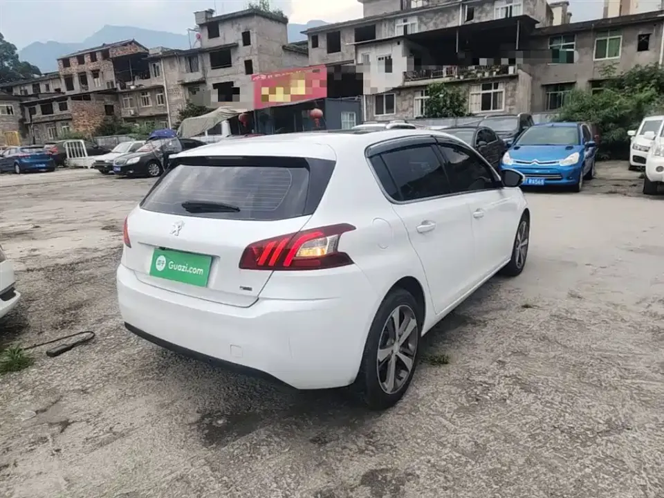 Peugeot 308S