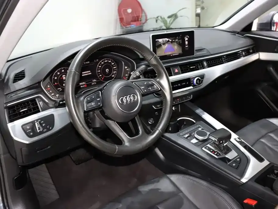 Audi A4L