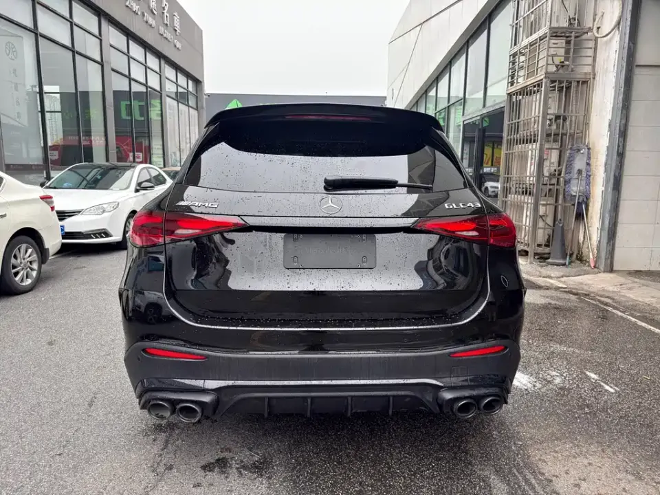 Mercedes-Benz GLC AMG