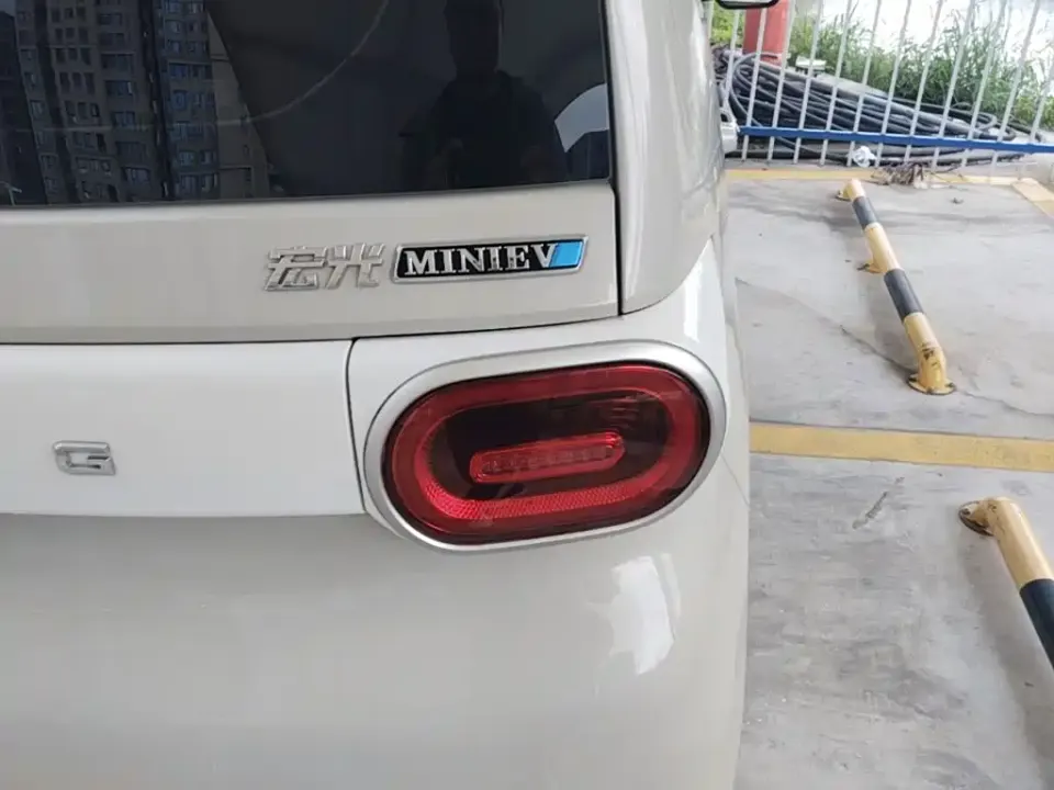 Wuling MINIEV