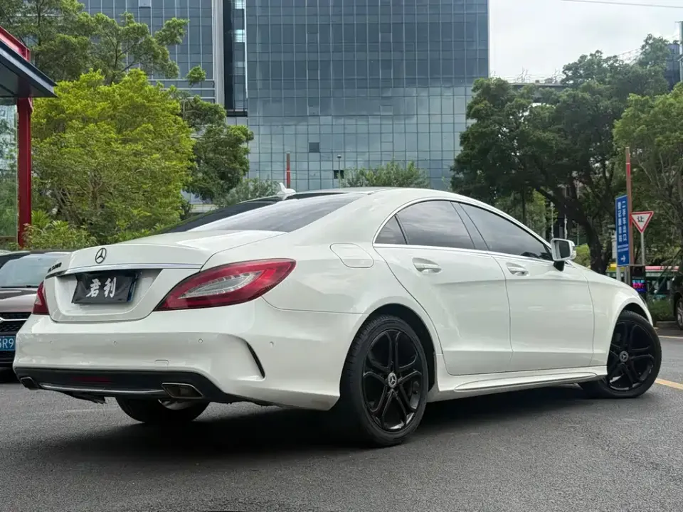 Mercedes-Benz CLS