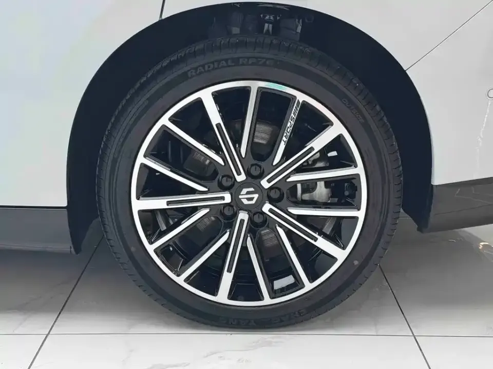 Leapmotor Leapmotor B01