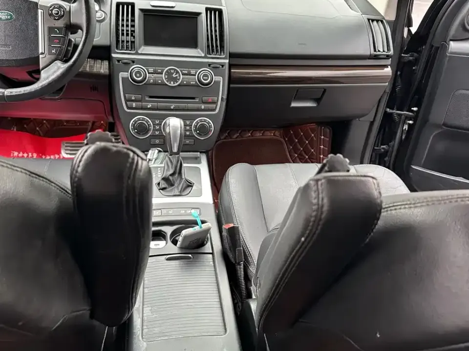 Land Rover Freelander 2