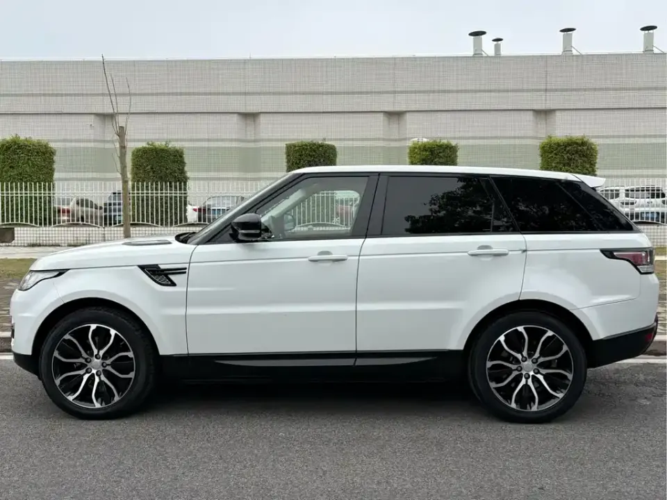 Land Rover Sport