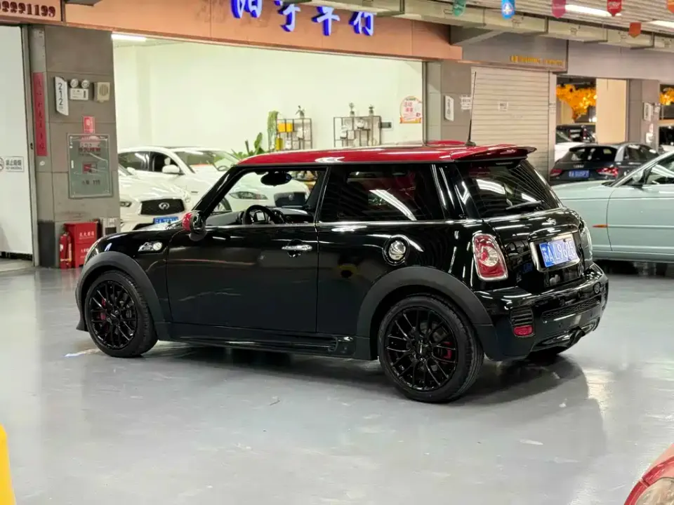 MINI Mini JCW