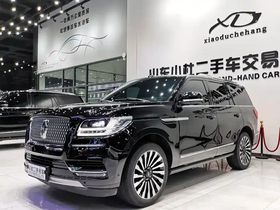 Lincoln Navigator