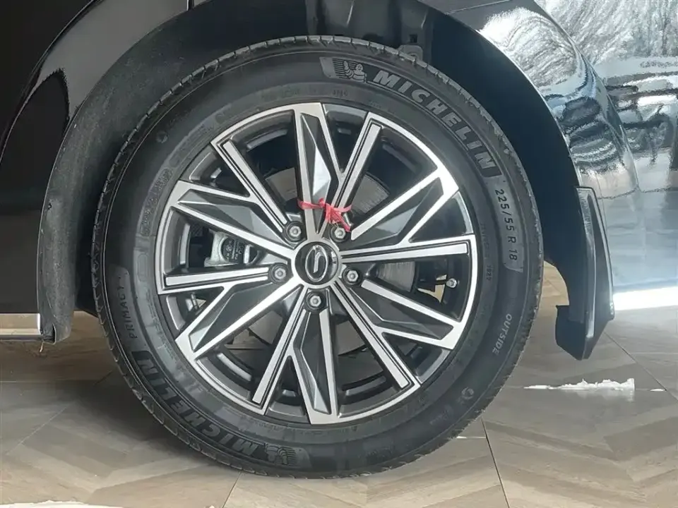 GAC Trumpchi M8