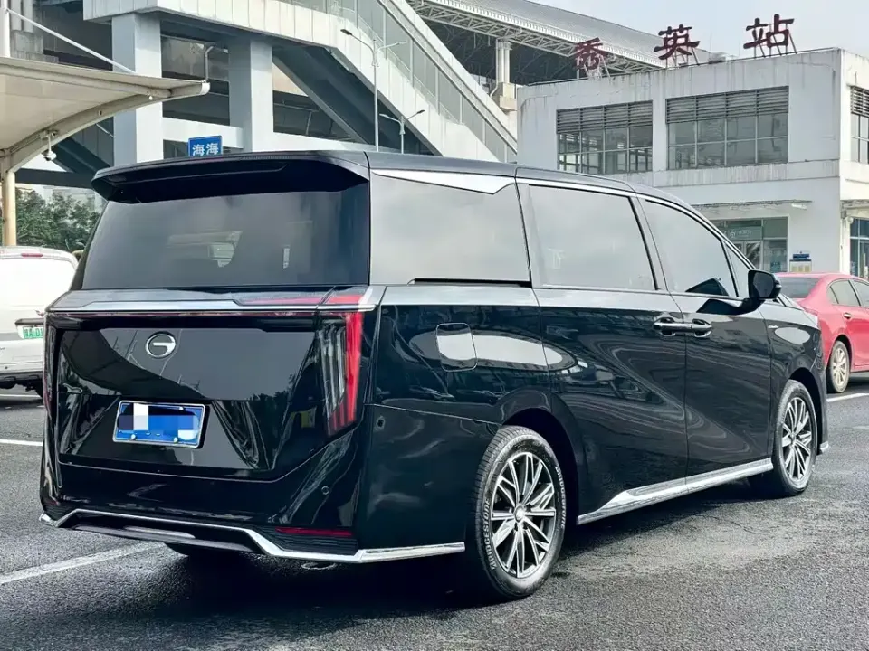 GAC Trumpchi M8