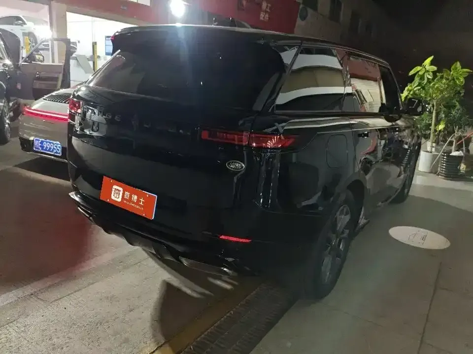 Land Rover Sport