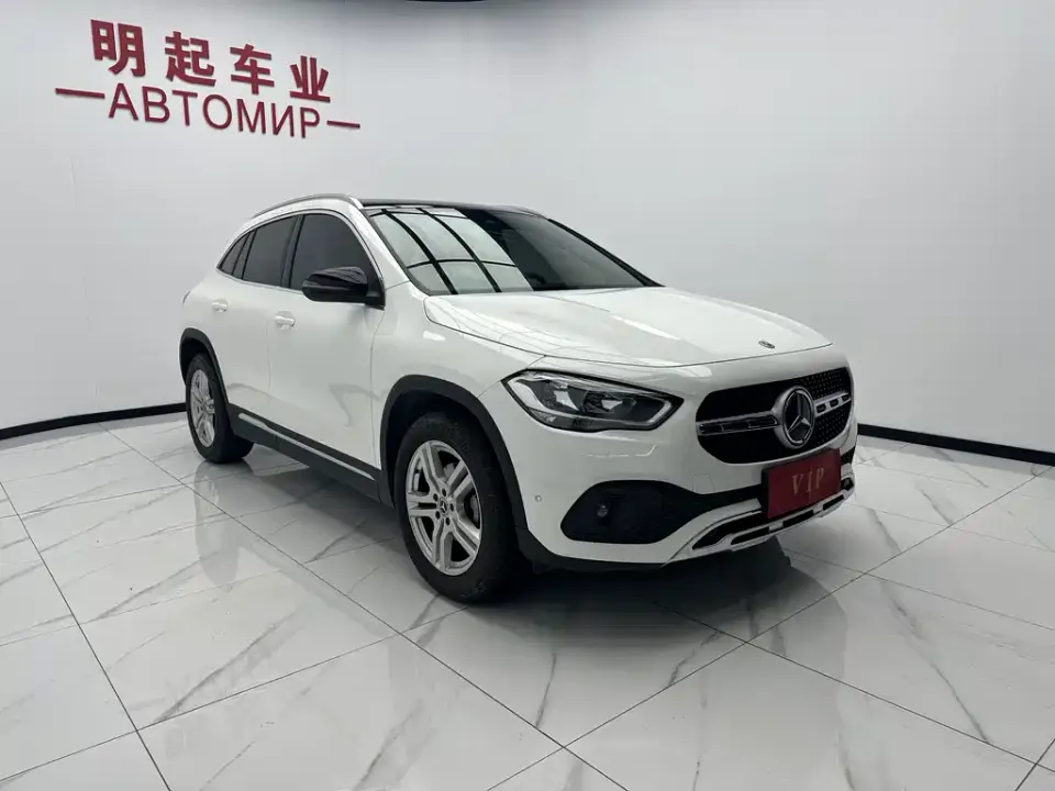 Mercedes-Benz GLA