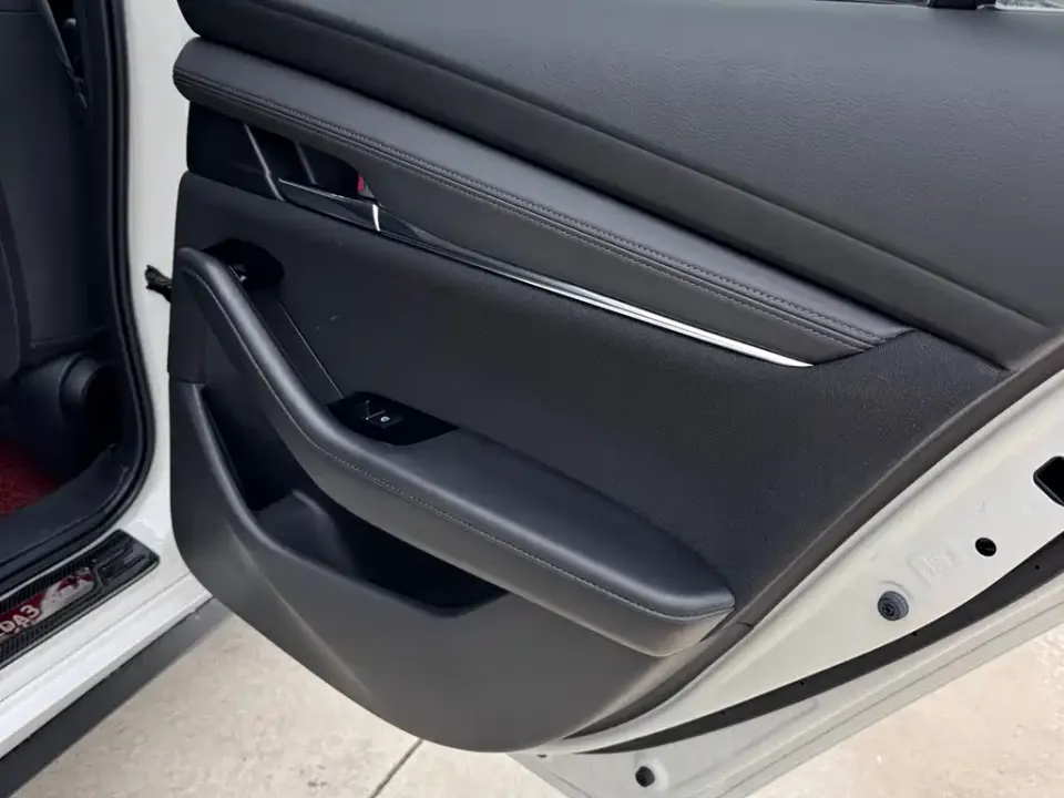 Mazda 3 Axela