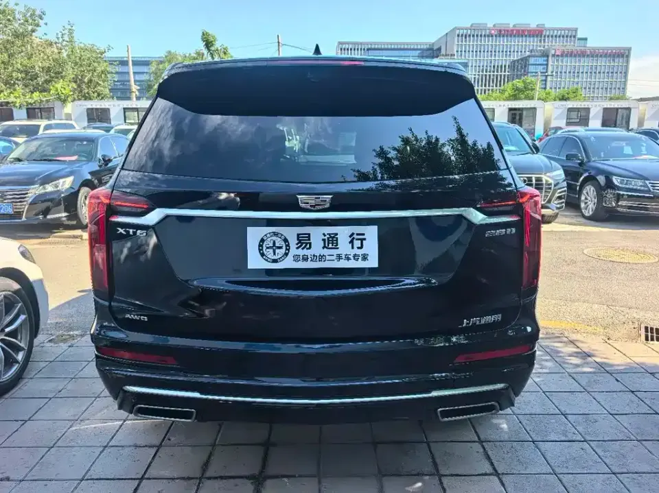 Cadillac XT6