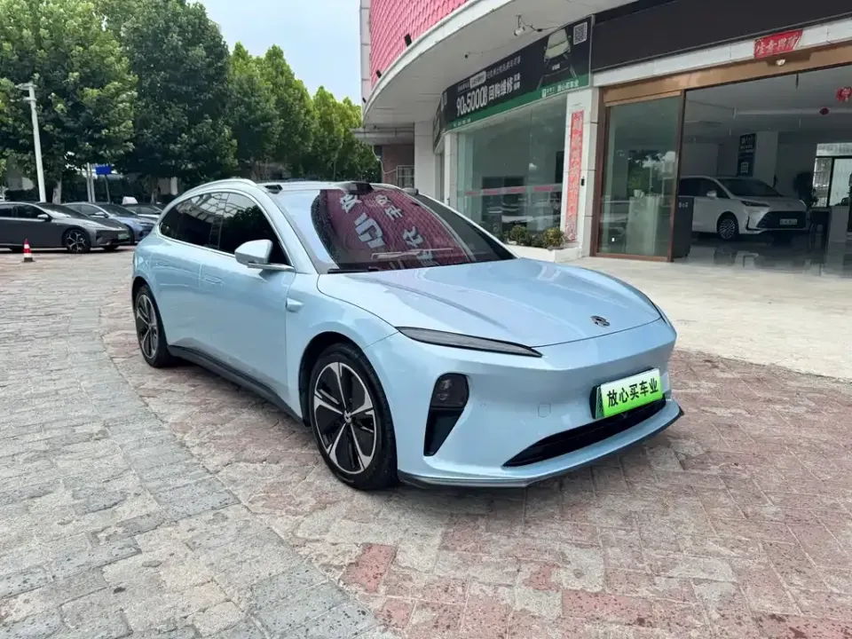 Nio ET5T