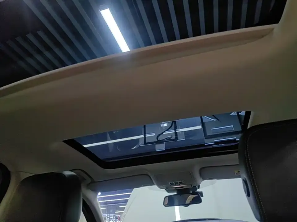 Jaguar XEL
