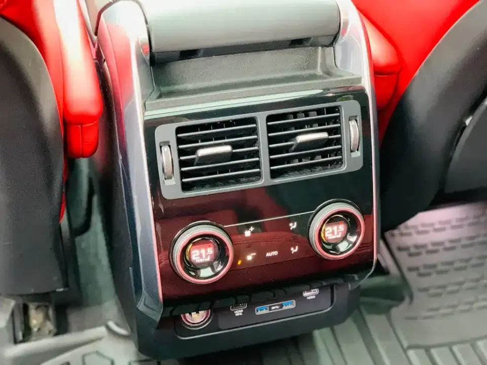 Land Rover Sport
