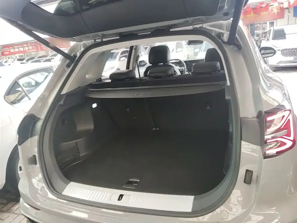 Hongqi Hongqi HS5