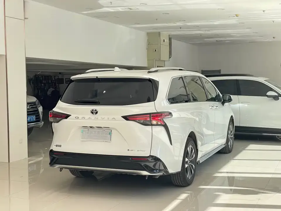 Toyota Granvia