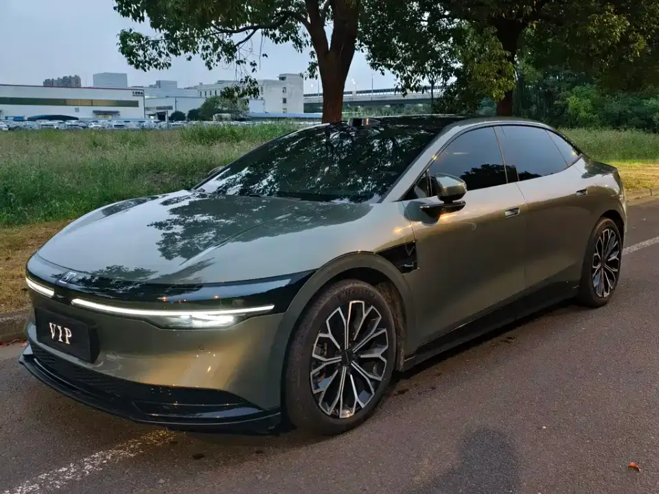 Zeekr 007