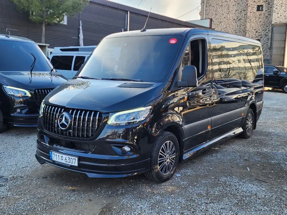 Mercedes-Benz Sprinter