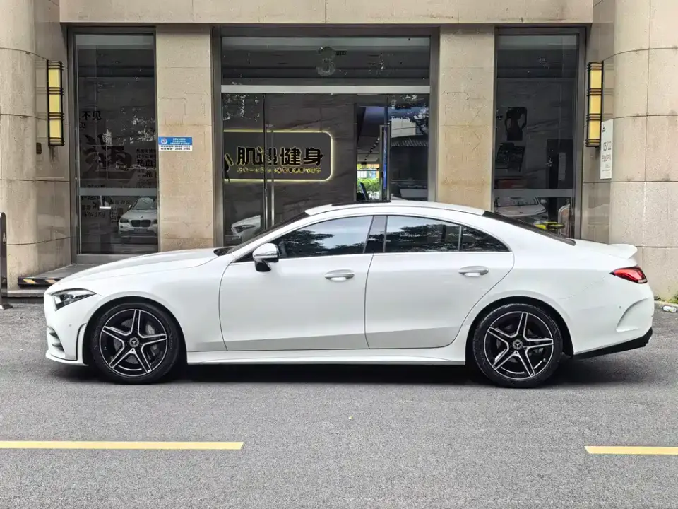 Mercedes-Benz CLS