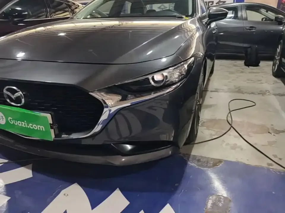 Mazda 3 Axela