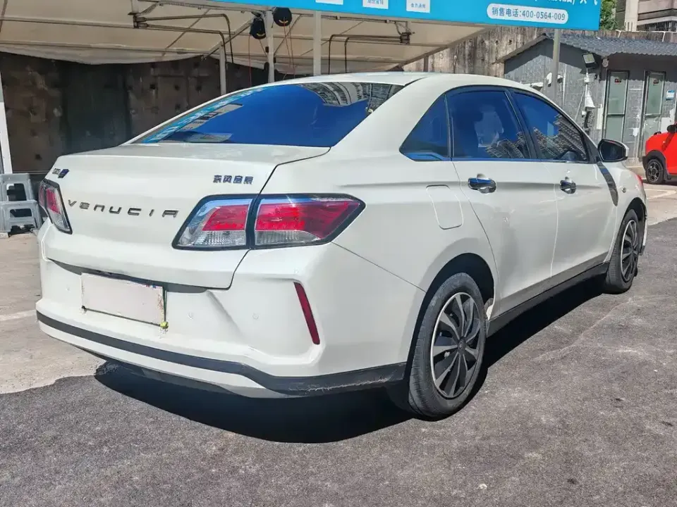 Venucia D60 EV