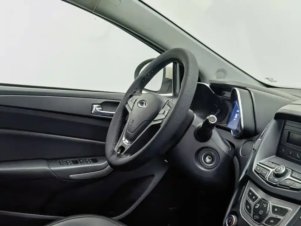 Chery Arrizo 5