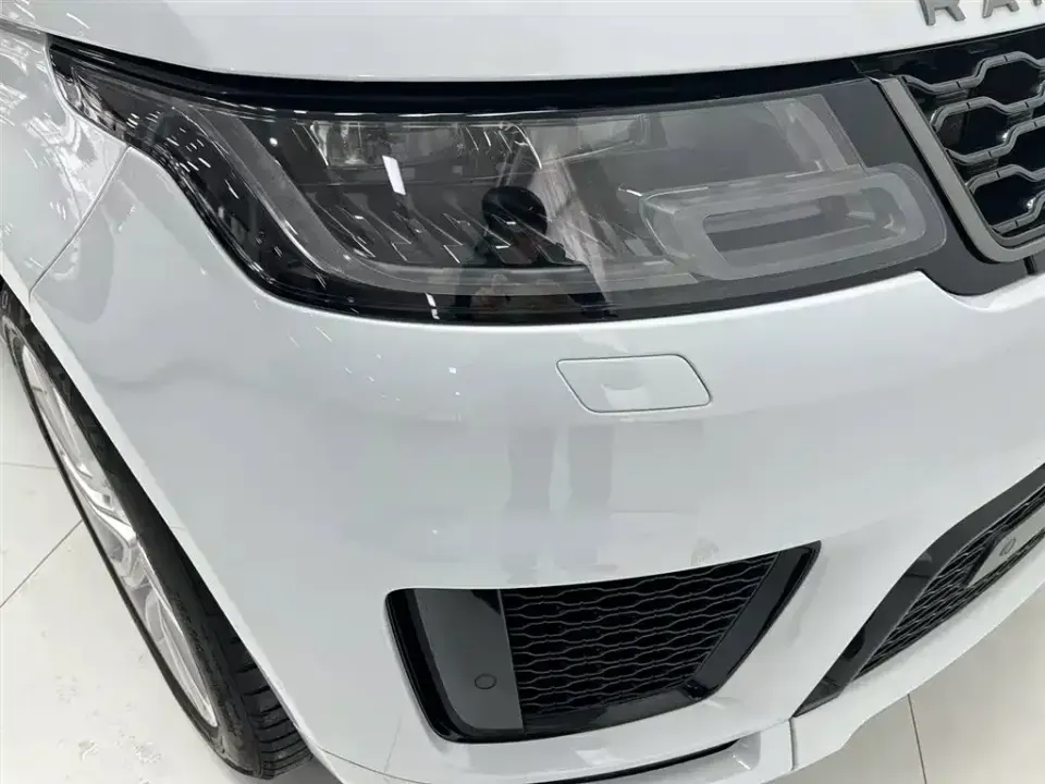 Land Rover Sport