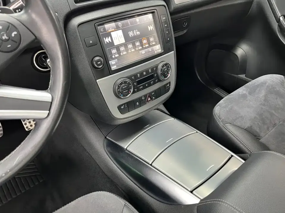 Mercedes-Benz R-Class