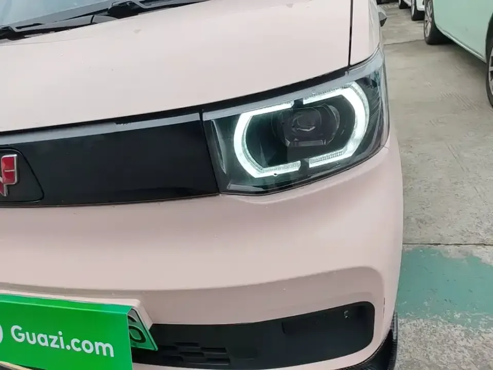 Wuling MINIEV