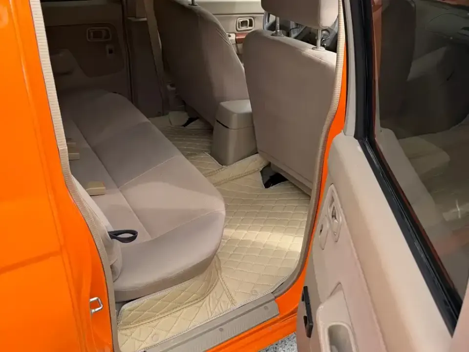 Nissan ZN Van