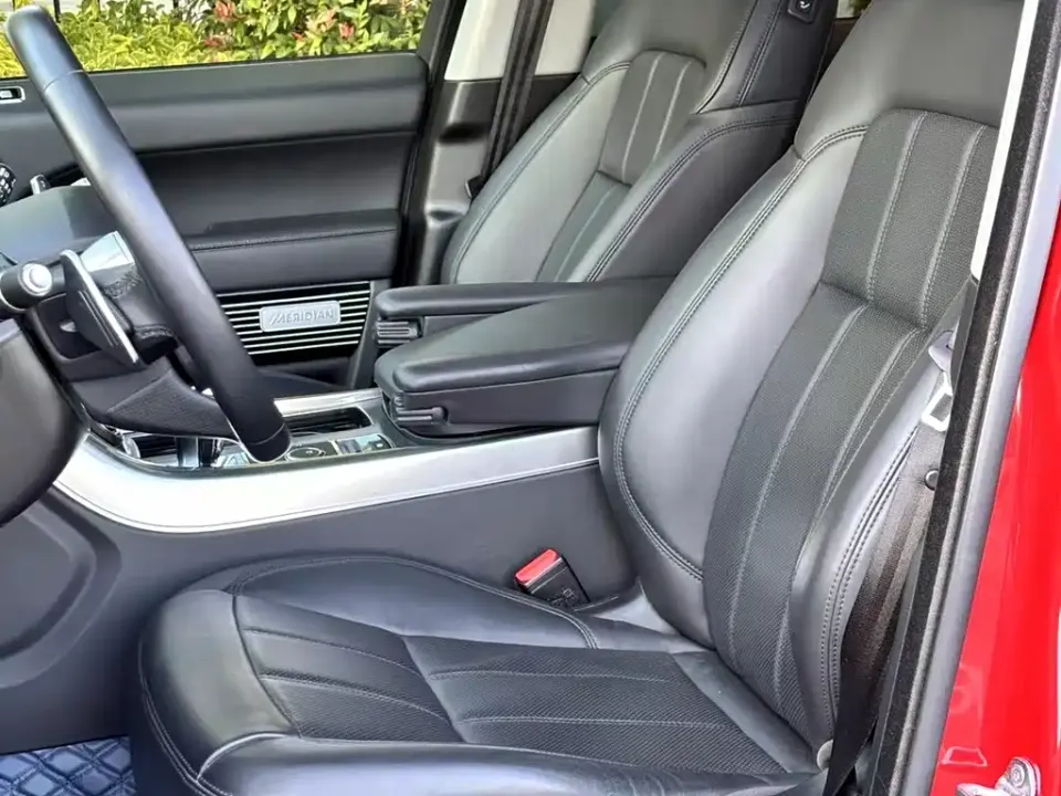 Land Rover Sport