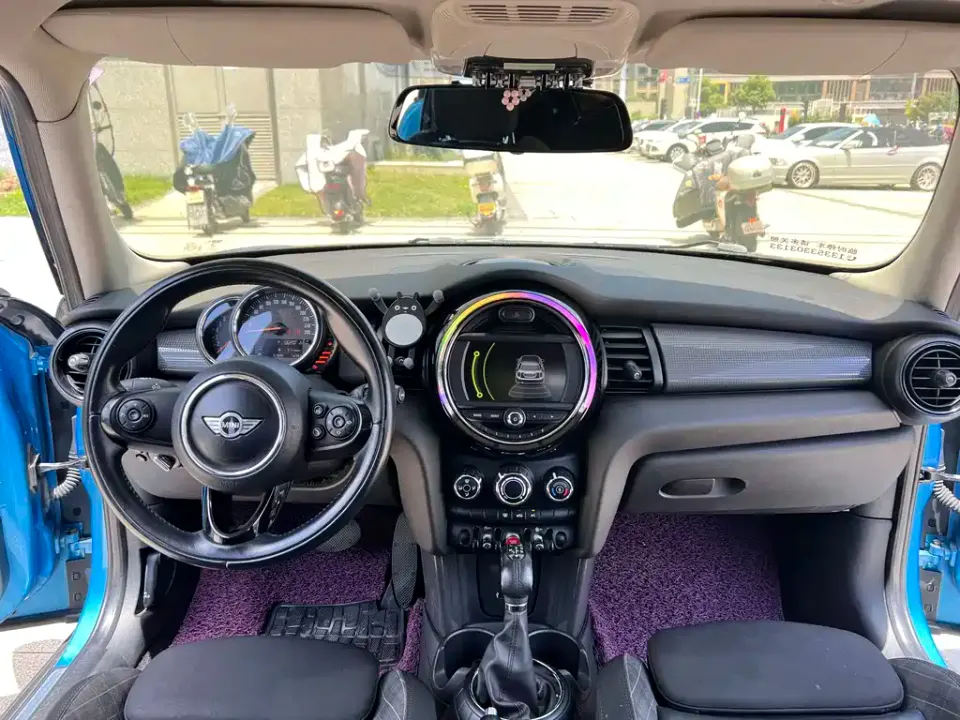 MINI Mini