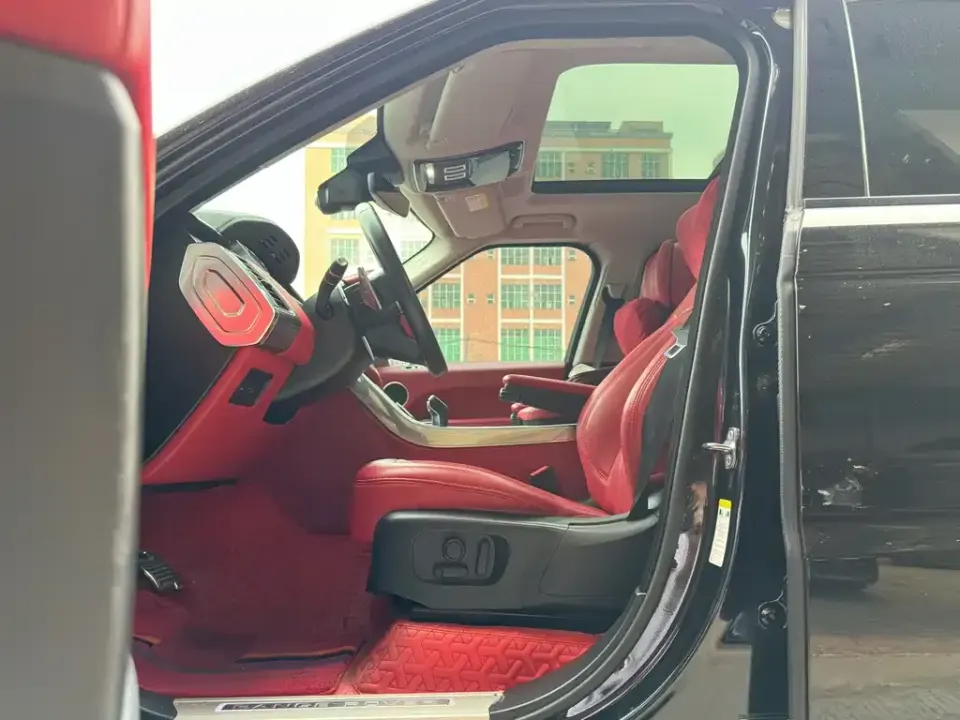 Land Rover Sport