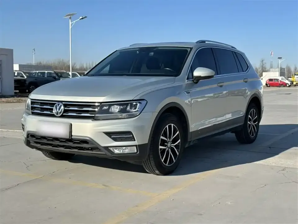 Volkswagen Tiguan L