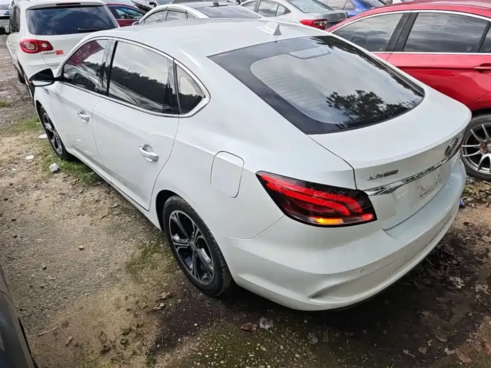 MG MG6