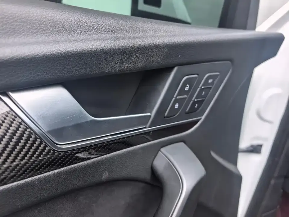 Audi Q5L Sportback