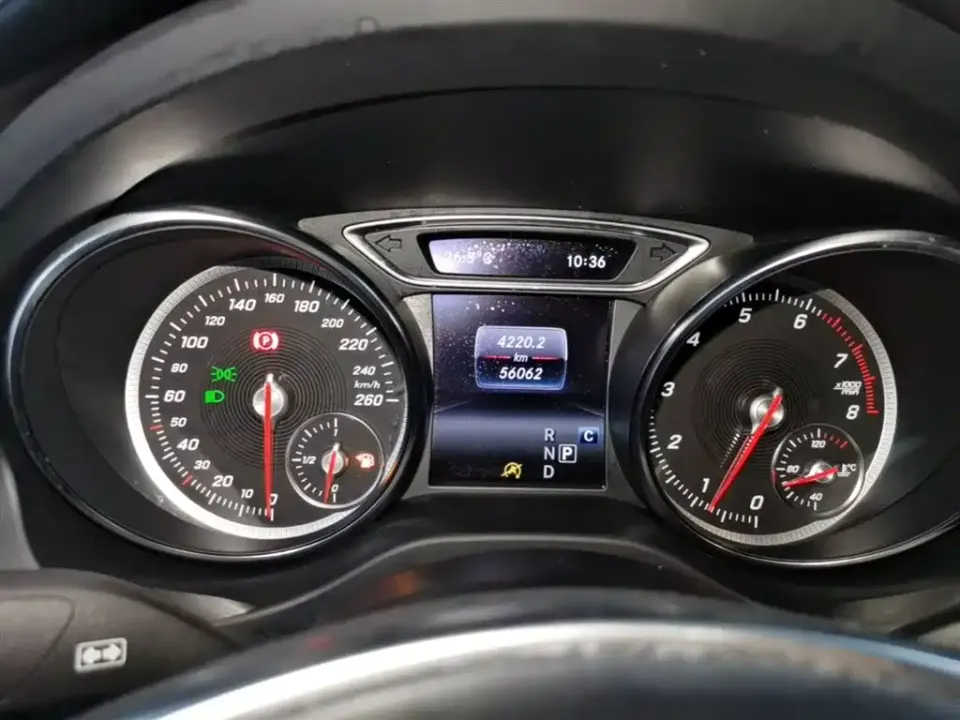 Mercedes-Benz CLA (Import)