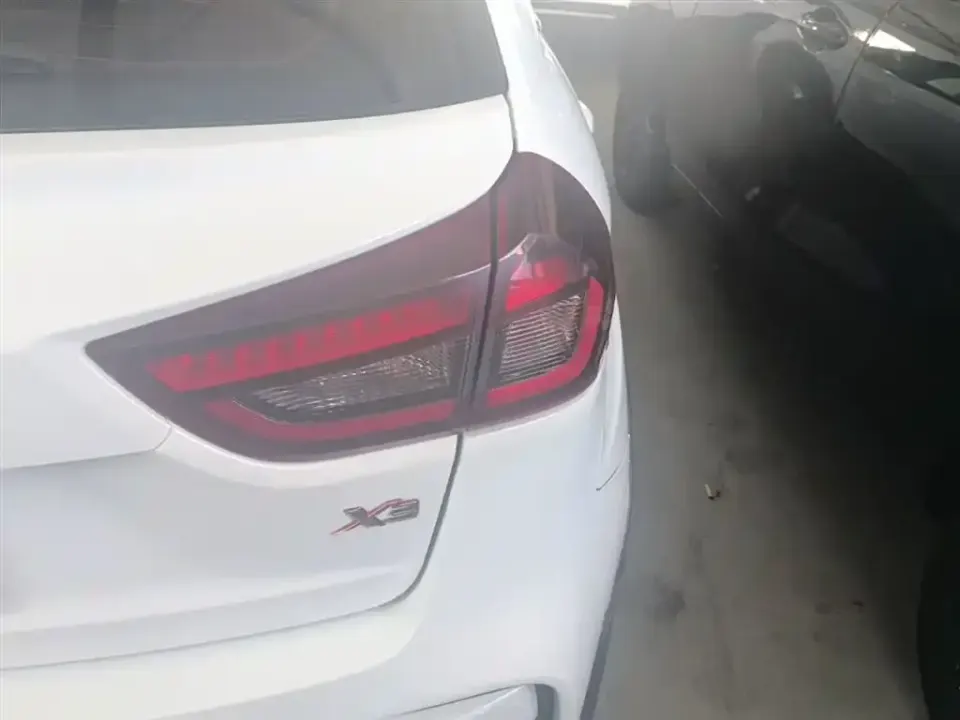 Geely Vision X3