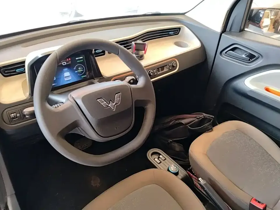 Wuling MINIEV