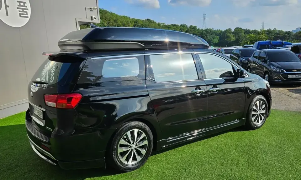 Kia Canival