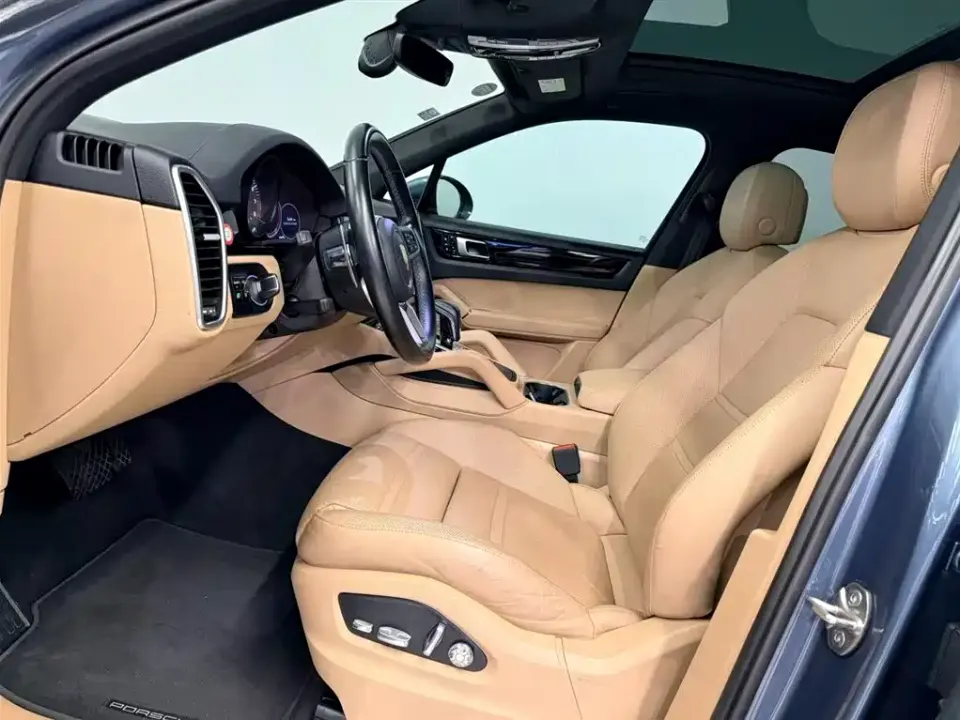Porsche Cayenne Hybrid