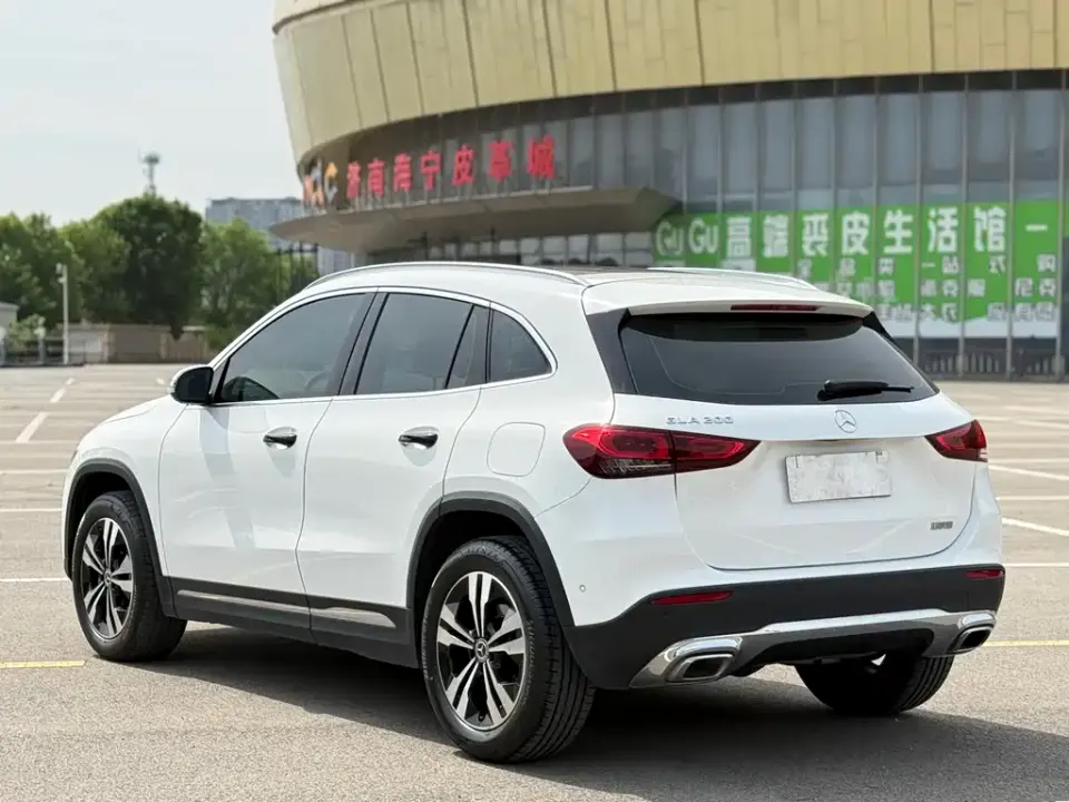 Mercedes-Benz GLA