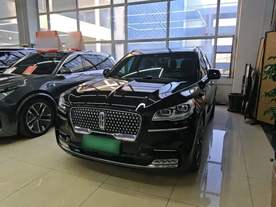 Lincoln Aviator