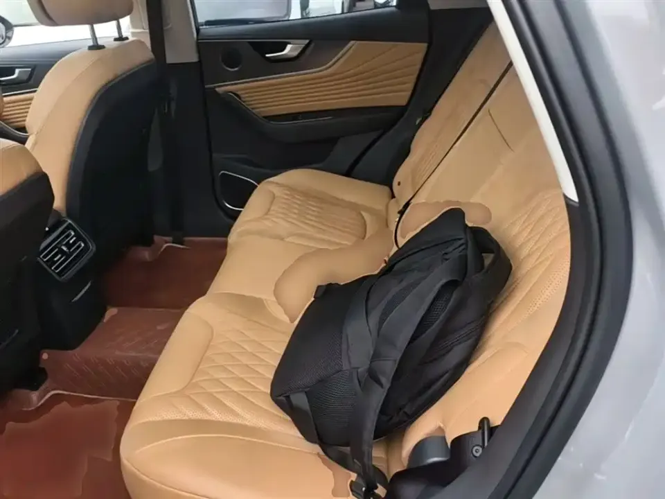 Hongqi Hongqi HS5