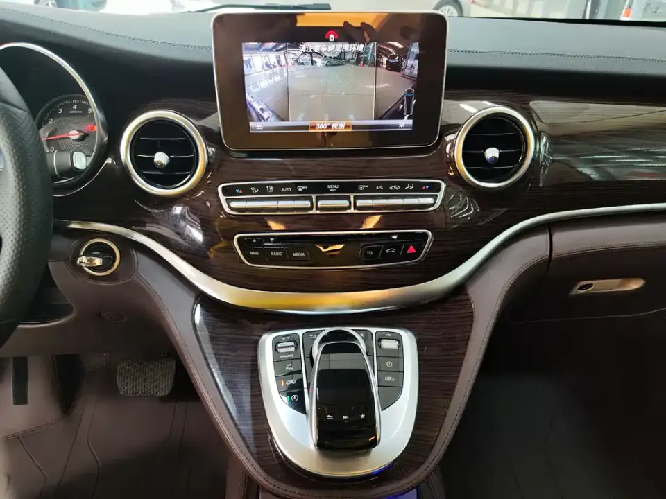 Mercedes-Benz V-Class