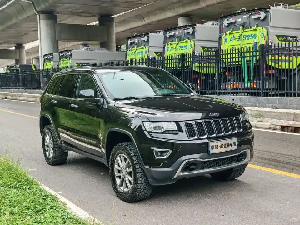Jeep Grand Cherokee (Import)