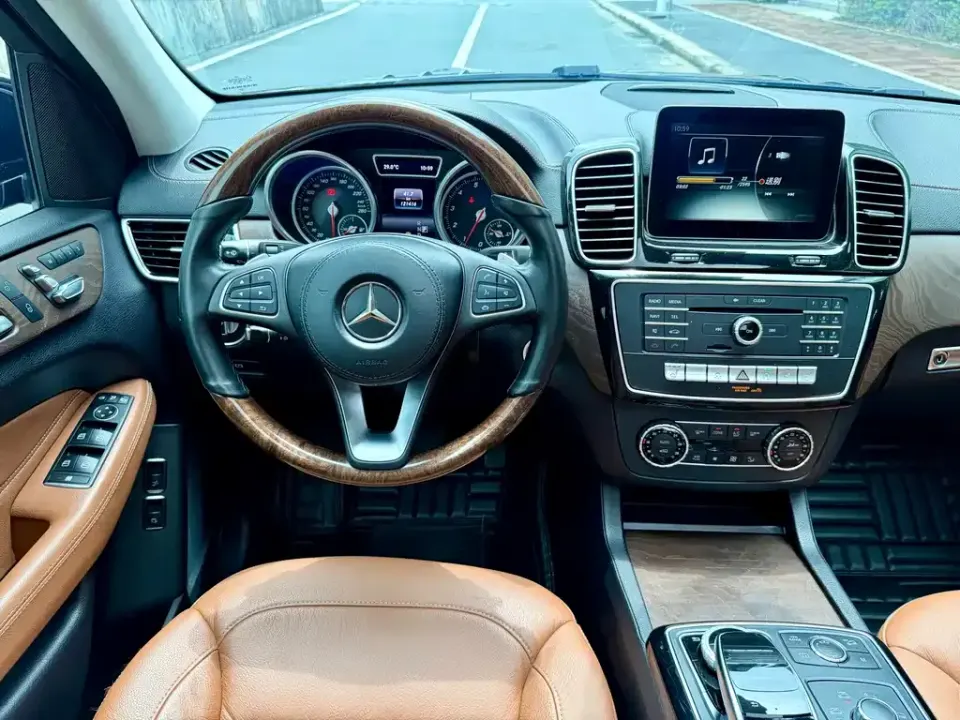 Mercedes-Benz GLS