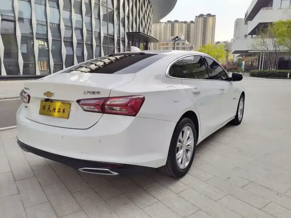 Chevrolet Malibu XL