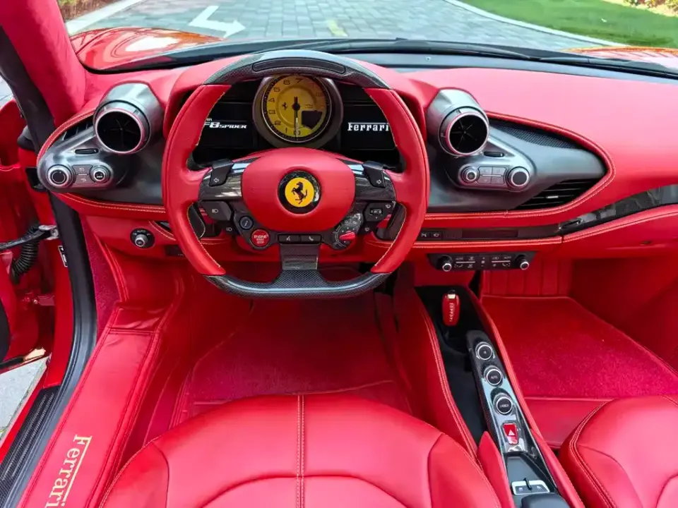 Ferrari F8